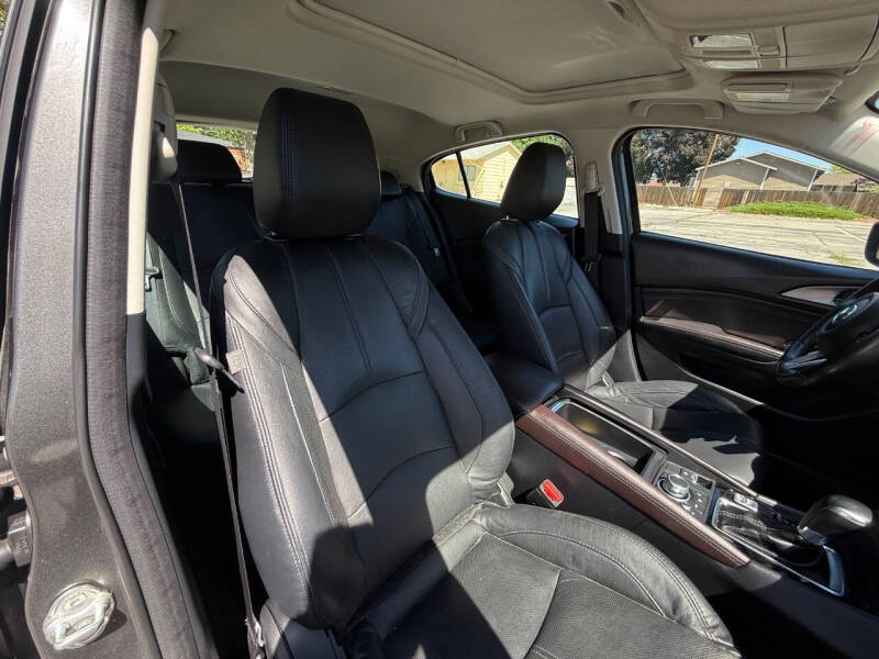 2018 Mazda MAZDA3 Grand Touring