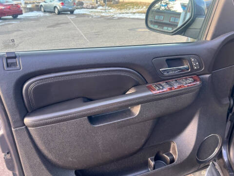 2010 GMC Yukon XL Denali