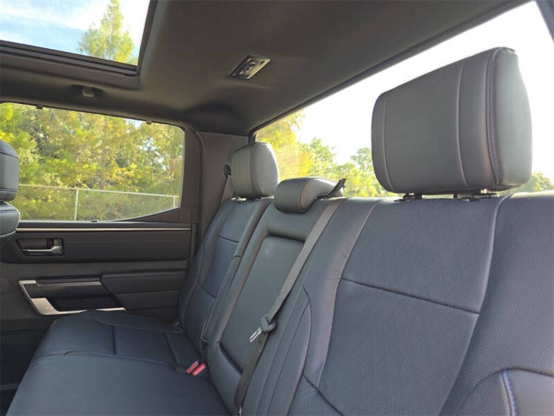 2025 Toyota Tundra Platinum HV