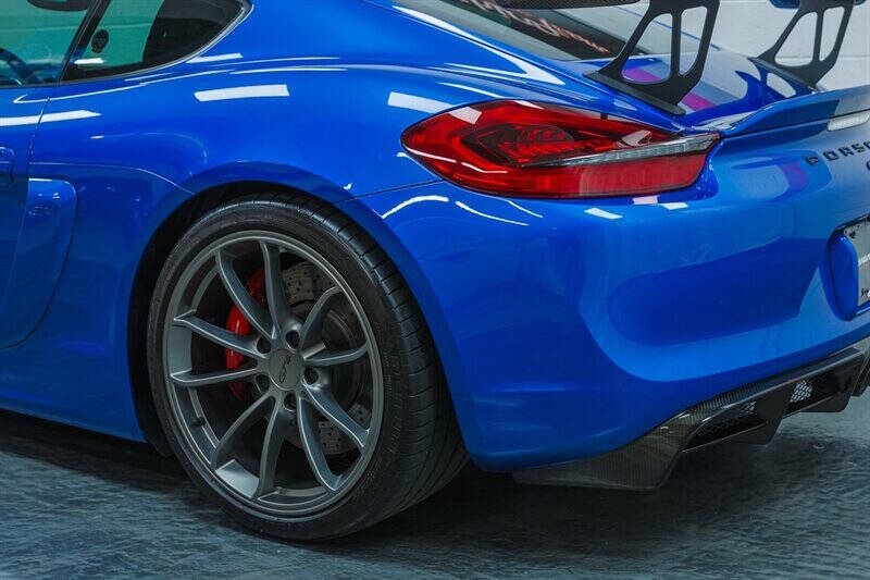 2016 Porsche Cayman GT4