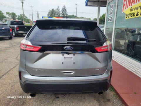 2020 Ford Edge SE
