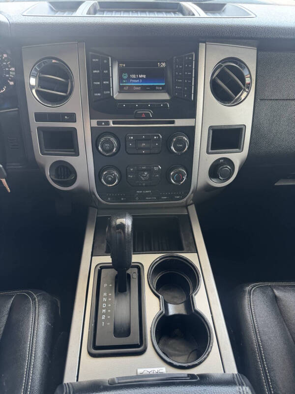 2017 Ford Expedition EL XLT
