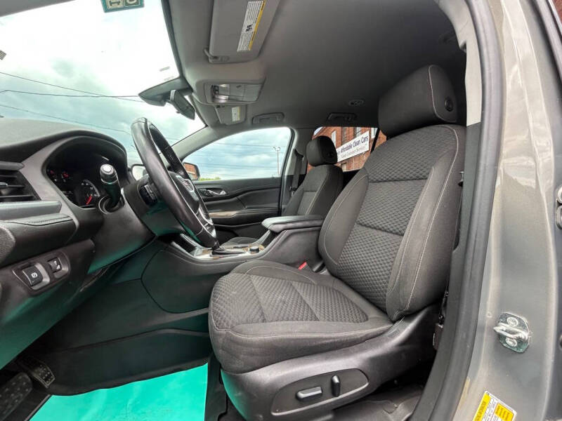 2019 GMC Acadia SLE-2