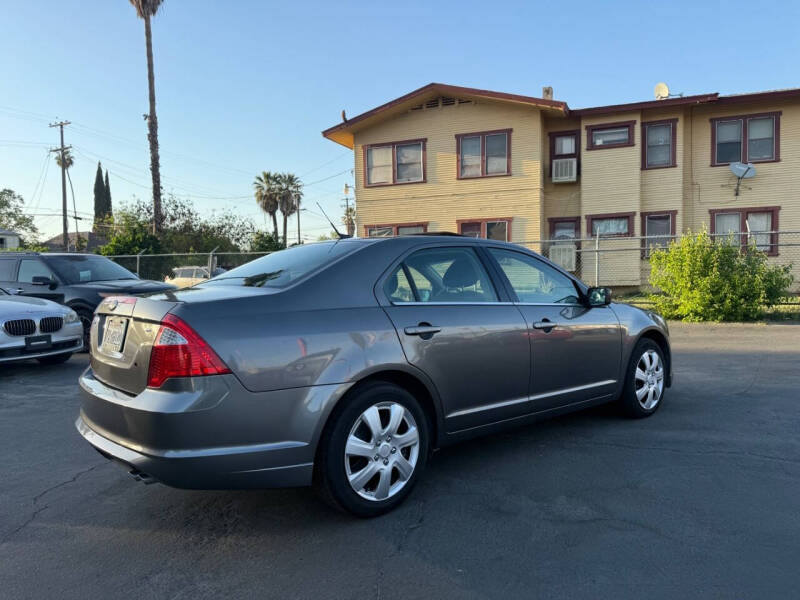 2011 Ford Fusion SE