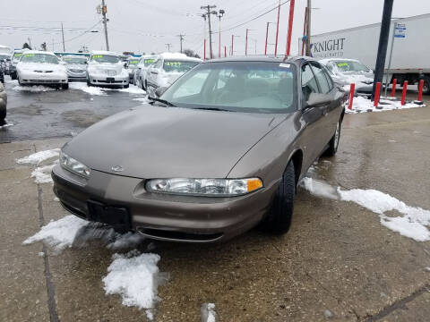 2001 Oldsmobile Intrigue for sale at Melrose Auto Market. in Melrose Park IL