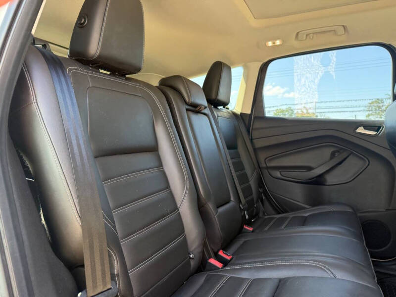 2019 Ford Escape SEL