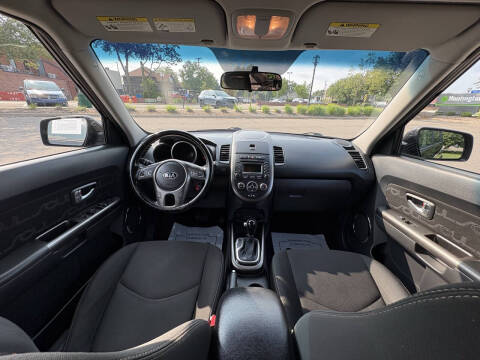 2013 Kia Soul +
