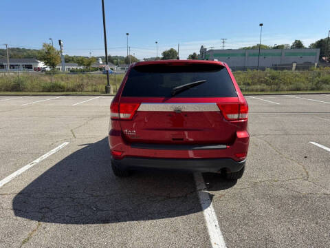 2011 Jeep Grand Cherokee Laredo