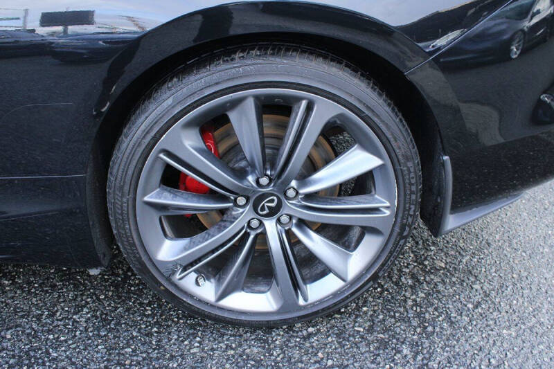 2021 Infiniti Q60 Red Sport 400