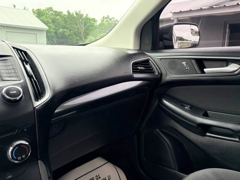 2015 Ford Edge SE