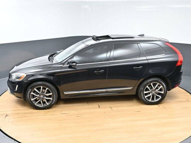 2017 Volvo XC60 T6 Dynamic