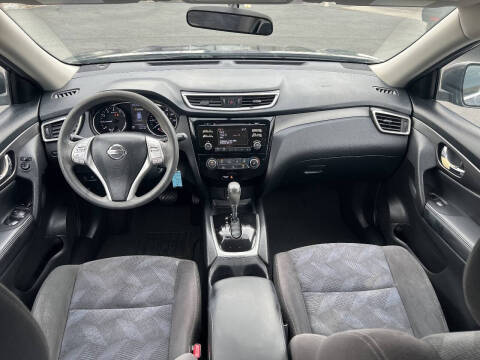2015 Nissan Rogue S