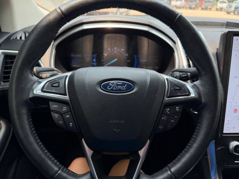 2021 Ford Edge Titanium