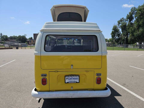 1971 Volkswagen Camper Bus
