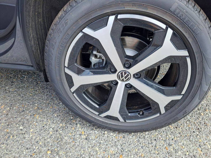 2025 Volkswagen Tiguan SE