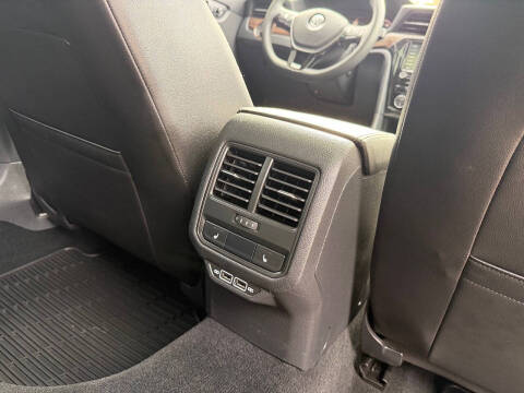 2022 Volkswagen Passat Limited Edition