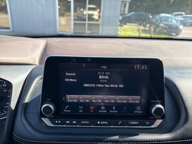 2022 Nissan Rogue SV