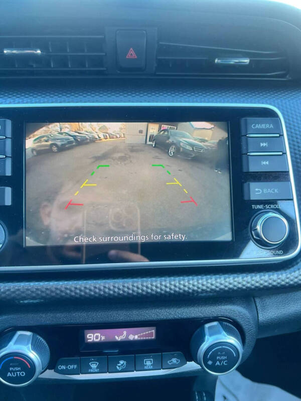 2020 Nissan Kicks SV