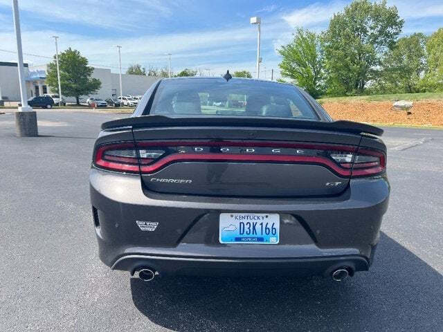 2022 Dodge Charger 6