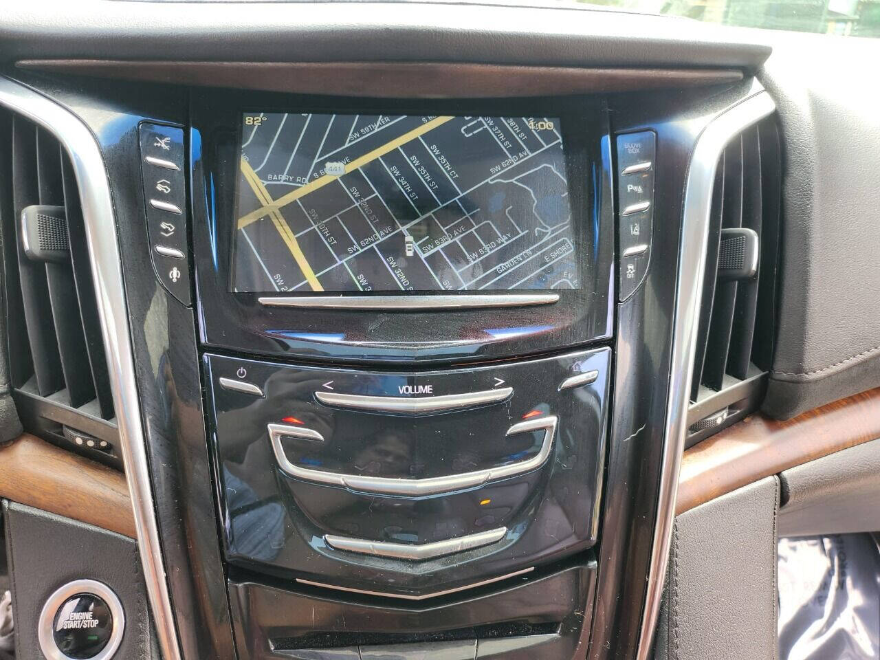 2015 CADILLAC Escalade SUV / Crossover - $36,995