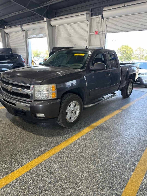 2011 Chevrolet Silverado 1500 for sale at M & M AUTO BROKERS INC in Okeechobee FL