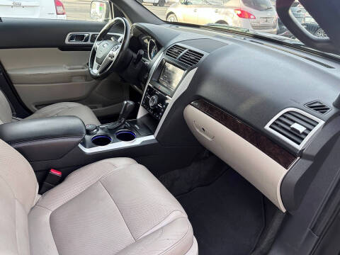 2011 Ford Explorer Limited