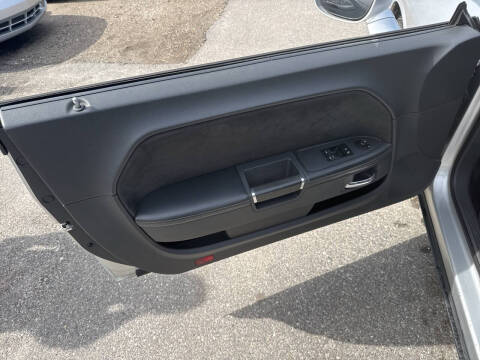 2009 Dodge Challenger SRT8