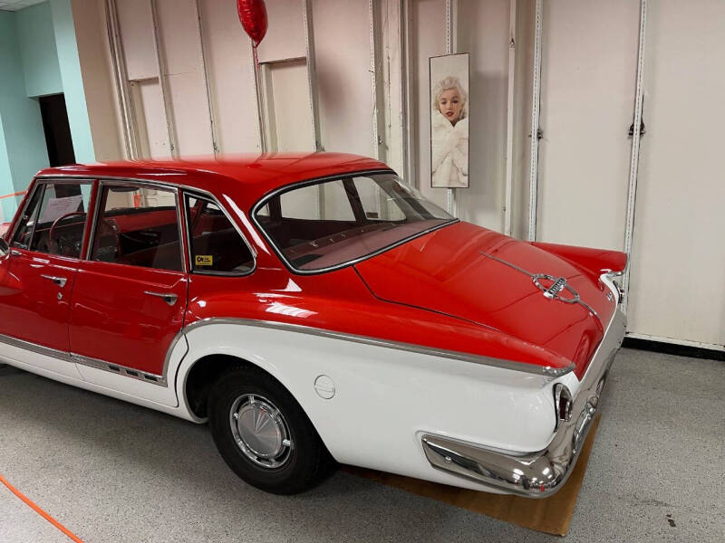 1961 VALIANT VALIANT