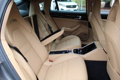 2018 Porsche Panamera