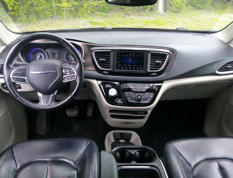 2018 Chrysler Pacifica Touring L