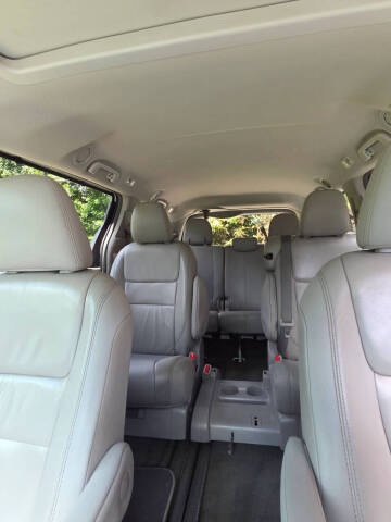 2017 Toyota Sienna