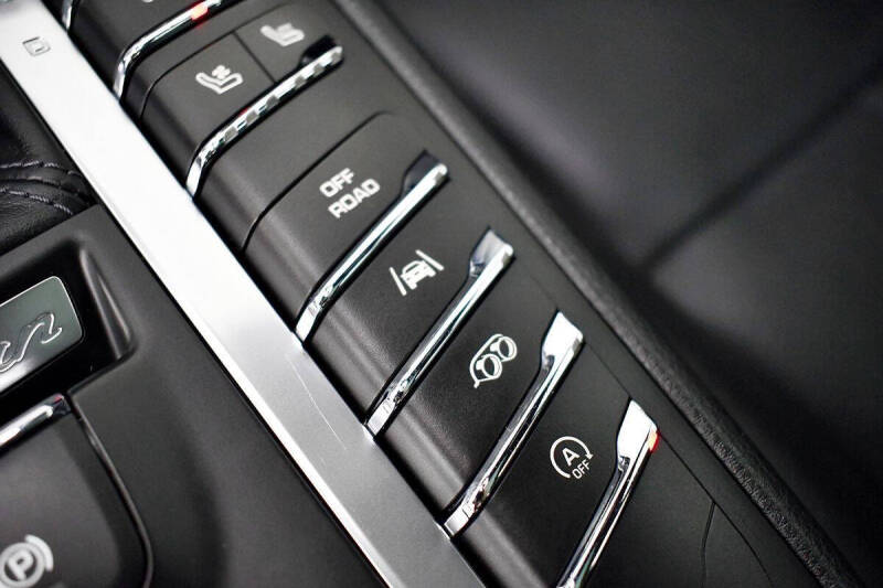 2017 Porsche Macan GTS