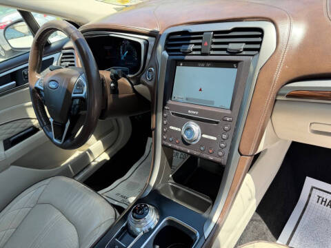 2017 Ford Fusion Platinum