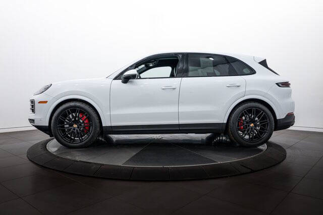 2025 Porsche Cayenne S