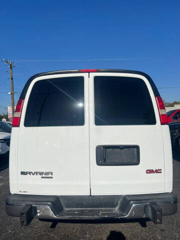 2015 GMC Savana 2500