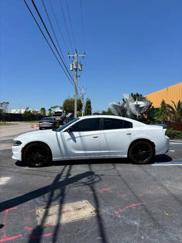 2018 Dodge Charger SXT