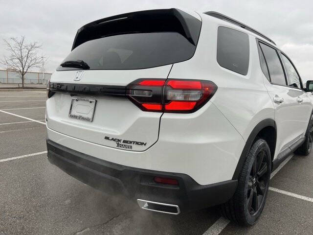 2025 Honda Pilot Black Edition