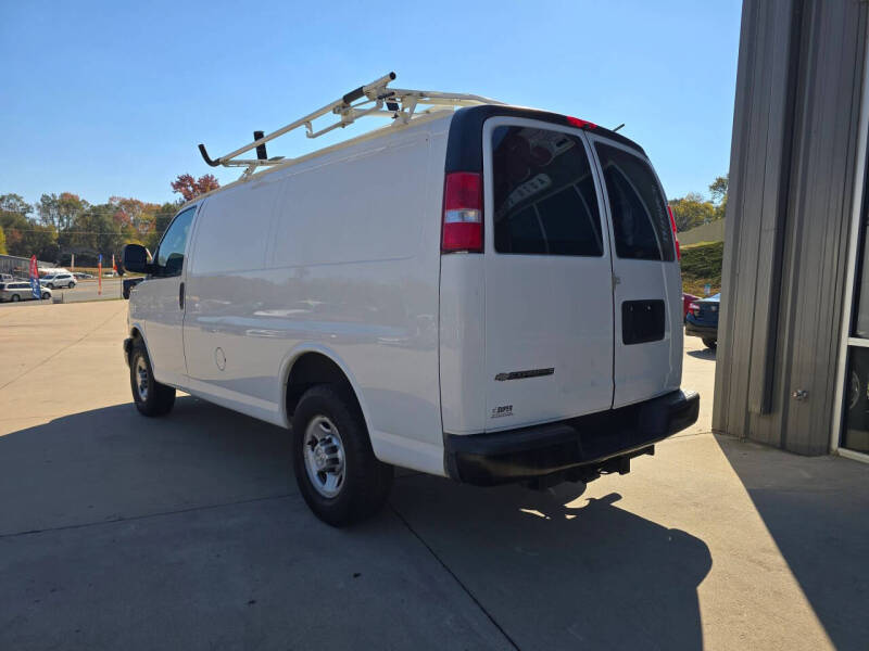 2019 Chevrolet Express 2500