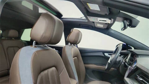 2024 Audi Q4 e-tron quattro Premium Plus 50