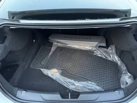 2017 Jaguar XE 25t Prestige