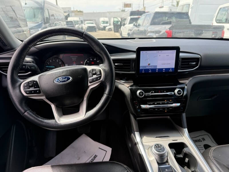 2023 Ford Explorer Limited