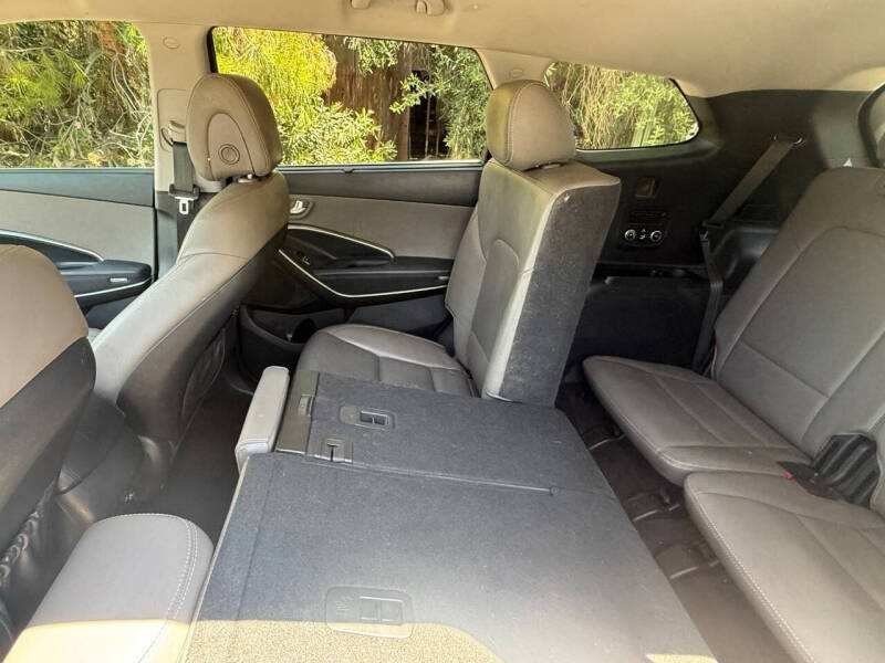 2017 Hyundai Santa Fe Limited