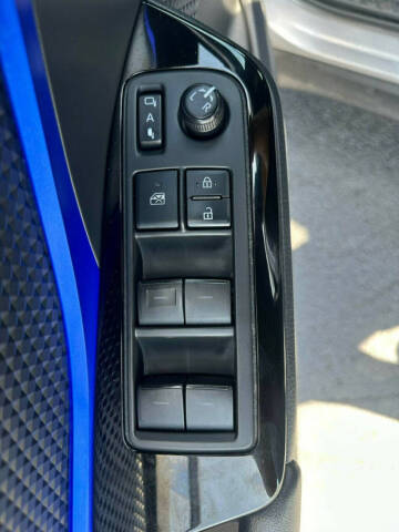 2020 Toyota C-HR XLE