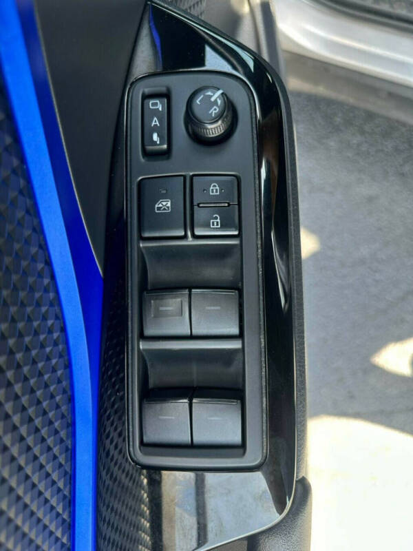 2020 Toyota C-HR XLE