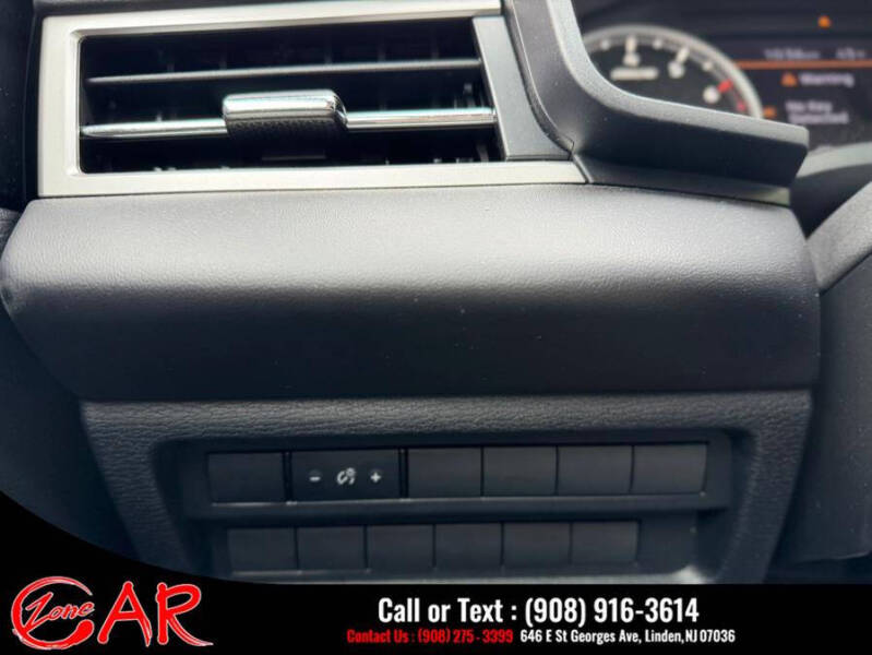 2024 Mitsubishi Outlander ES