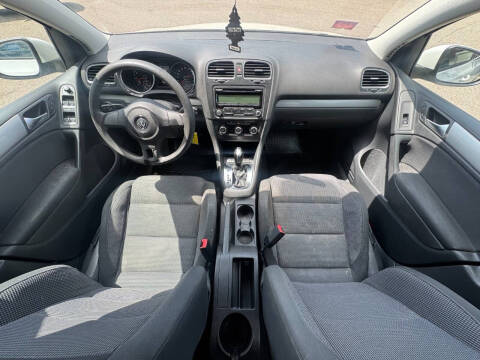 2011 Volkswagen Golf 2.5L PZEV