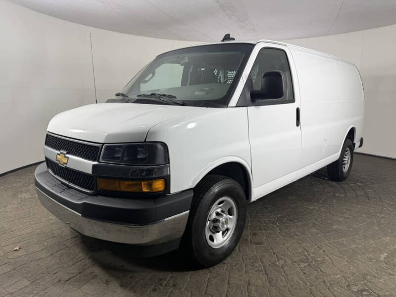 2024 Chevrolet Express 2500