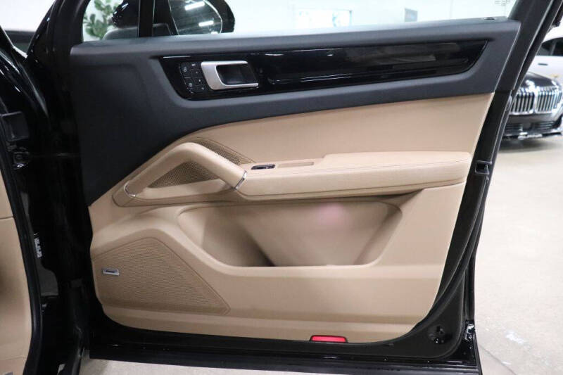 2022 Porsche Cayenne