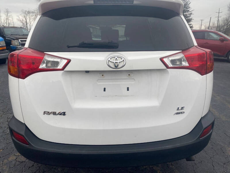 2013 Toyota RAV4 LE