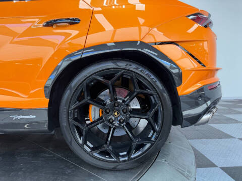 2024 Lamborghini Urus Performante
